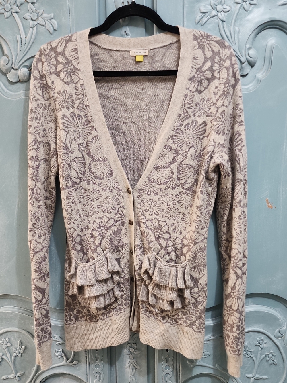 leifsdottir Anthropologie Gray Floral Ruffle Pocket Cashmere Cardigan